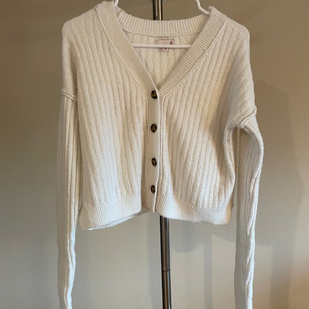 Women's Kohl's SO Cropped Button Up Sweater Size XS Pre-owned